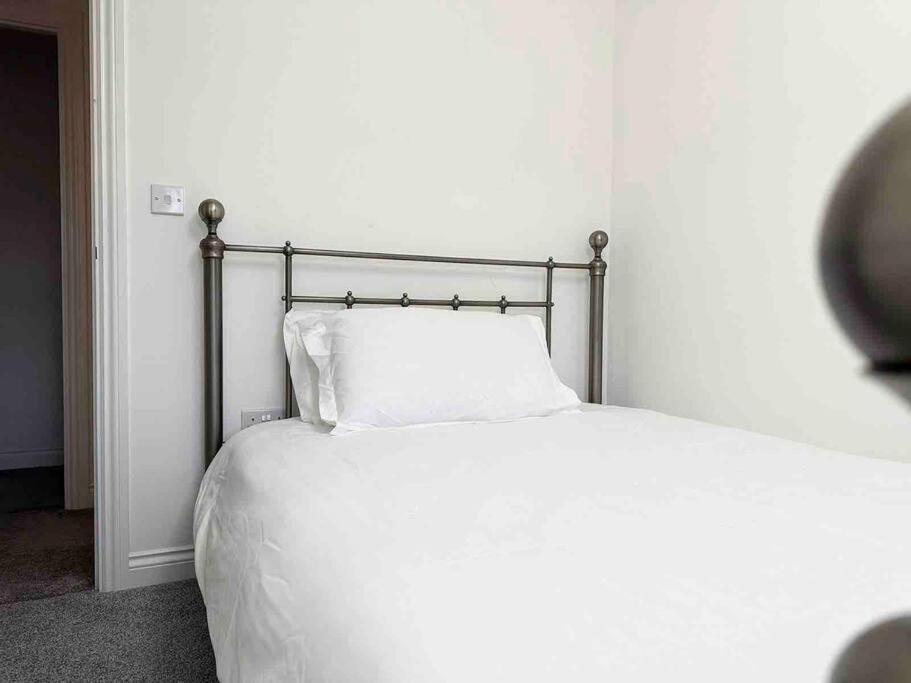 Serene Home Ideally Connected To Central London Bromley Luaran gambar