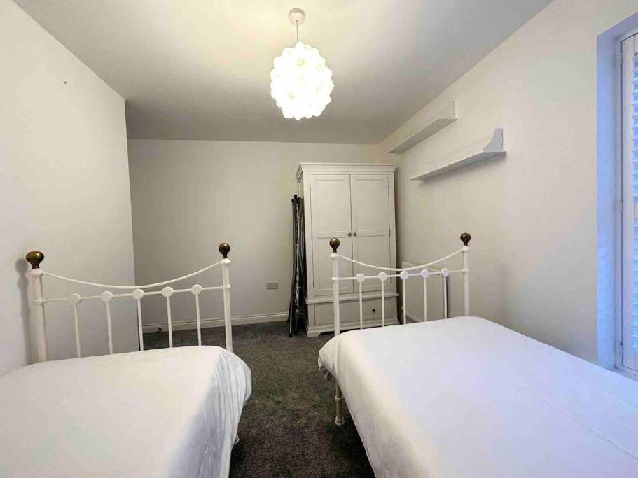 Serene Home Ideally Connected To Central London Bromley Luaran gambar